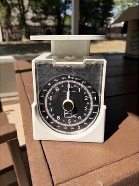 Vintage Mirro The Newell Group 10lb Analog Kitchen Spring Scale White/Black Face